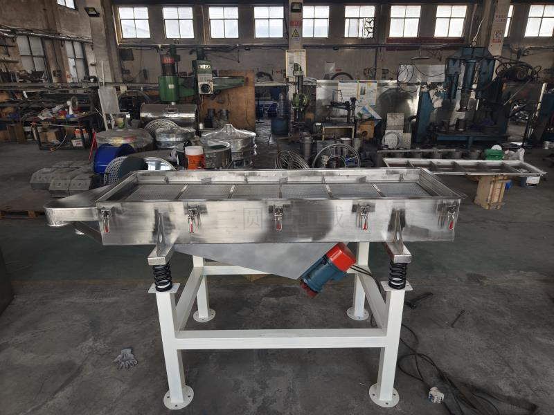 振動篩入料不勻稱會造成的三大影響